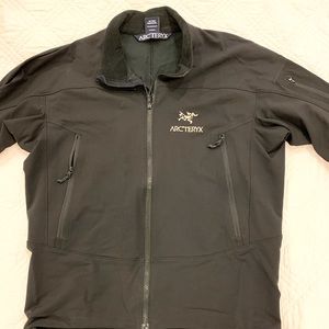 Acteryx soft shell jacket size medium
